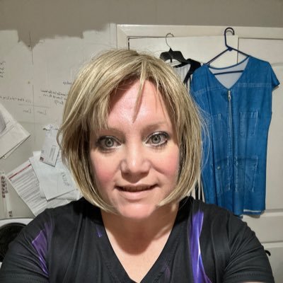 Title of Queen I am from Rayne, Louisiana. I am engaged to Bin Salman.