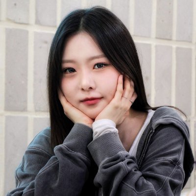 Kpop and League
Fromis_9 Ichillin TripleS + many other ggs