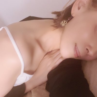 真木(まき)ゆう| 神戸 元町 兵庫 | メン エス 2年生|ハーフ顔のセラピスト💁🏻♀️|長い手足を活かした大胆ストローク|足技が得意❤️| 脳が喜ぶオキシトシンドバドバの本格リンパマッサージ(有資格)💆|ヘッド、フットもお任せあれ💪🏻|Mさんに好かれます https://t.co/gu5dR9OkeG