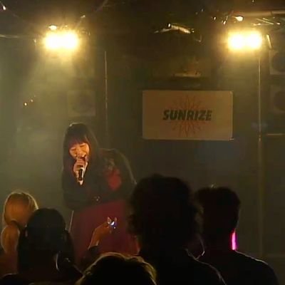 シンガーソングライター