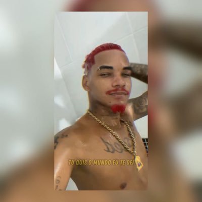 | Das três cores que traduzem tradição: A paz, a esperança e o vigor 🇧🇬