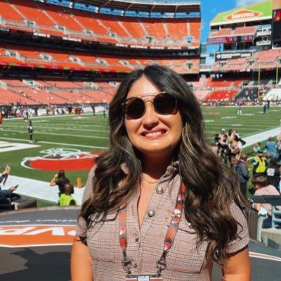 vicgguerra13's profile picture. uark ‘20 + '22