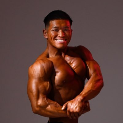 suzukiseiya_'s profile picture. 【あなたを筋肥大させます】 パーソナルトレーナー/実績▶️北区オープン🥇東京クラス別🥉 江古田カップシングルベンチ172.5kg🥇 ✉️パーソナルご依頼等はDMまたは公式LINEへ ［筋肉道場］YouTubeとコミュニティを運営してます。詳しくは固定ポスト見てください