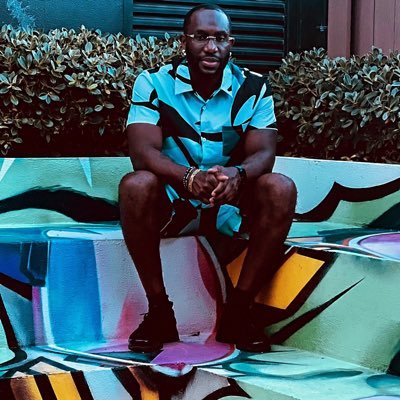 CalisthenicSwrv's profile picture. They Judge Us By The Same 📚 Just A Different 📖
