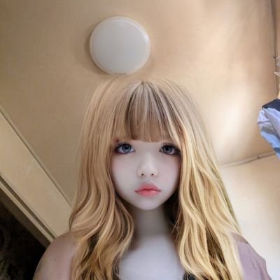 全てを晒された奴です。アイコンは、加工した私です。名前もあやめでは、ありません。私のポストを見掛けたら、リプで名前を公表します。誹謗中傷は、ブロックします。また、出会い系、副業系、投資系も然りです。外部の配信アプリ(ツイキャス、ふわっち、ミクチャ、SPOON、WAVE)のROM専です。