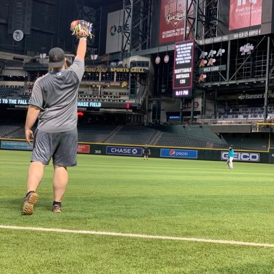 Part Time Streamer on @Twitch. Broncos, Dbacks, Suns fan. Use code RYNO at https://t.co/3ELGU9pOdD