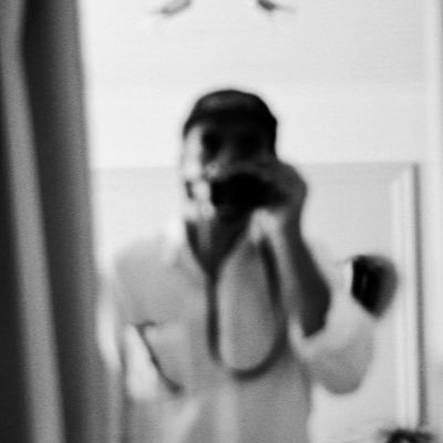 peligro_capitan's profile picture. pensamientos random y outtakes de mi instagram, principalmente