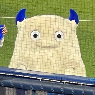 ベイスターズの大ファン&バート先輩永遠ラブ&球団マスコット愛好家。意味不明なpostに反応して下さるフォロワー様に感謝!試合中はうるさいです。ハマスタ、東京ドーム、神宮球場に出没。無言フォローごめんなさい。フォロー、リムーブは全く気にしませんのでご自由にどうぞ。仲良くしてくれたら嬉しいです!バート先輩永遠ラブ🥰🫶
