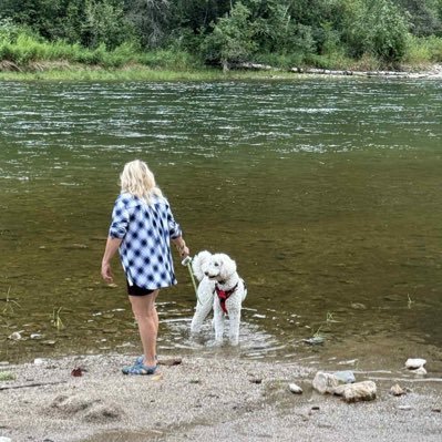 LYNTOMERO's profile picture. 🎼Small Town Life is the place to be🎼