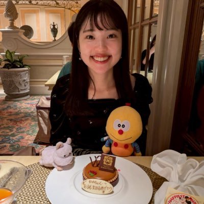 kobayuka___'s profile picture. 大妻女子大学🎓 / オックスフォード大学🇬🇧 | Dior美容部員💄→ JR東日本鉄道博物館の受付🚂 → デジタル広告の代理店 営業部→人材開発部→経営企画室👩🏻‍💻 | Taboola Japan株式会社（広告媒体社） 💙