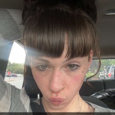 🤍 25 yr old girl 🤍 | MDNI🔞 | niche creator | goon plug | footslut 🤭 ~ 🌈 af