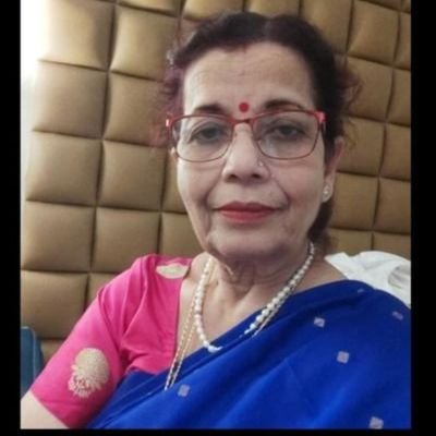 'You are not a drop in the Ocean, You are the entire Ocean in a drop'.A dedicated fan since 1972 N a blessed Ef being 'followed' by Amit ji..my Aradhya. Regards