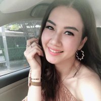 Apinya (@looouugl) 's Twitter Profile