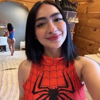 My name is Sandra I here to get a serious relationship