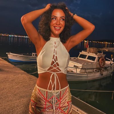 bisakinoleliff's profile picture. 