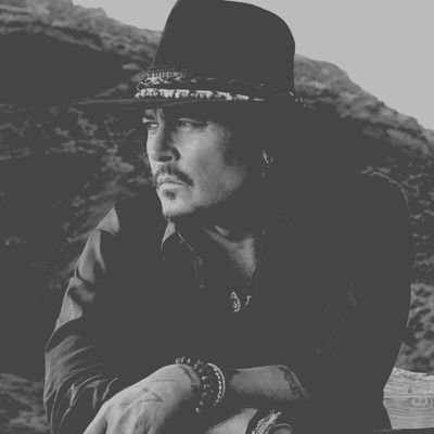 Name's Depp , Johnny Depp ,I feel safe with you @STARKDOWNEYROB (NOT The Real Johnny Depp) #CelebRP #FʀᴇɴᴄʜWɪɴɢs #Parody (🏳️🌈Bl) (Age:62) 🇵🇸