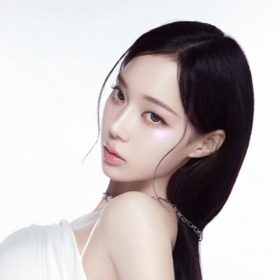 piperyrz's profile picture. exo-l ★ engene ★ my ★ blink ★ nctzen ☘️ sehun l sunoo l winter l rosé l haechan 

pipes21