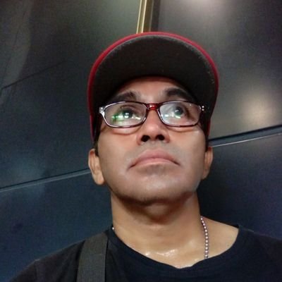 TanasaleLeonard's profile picture. Man Of Integrity
-Field Hockey Coach, -Event Planner 
#SportAndTourism #RacePlanner #coffeelover