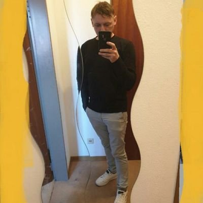 IngoOzee16's profile picture. Das Leben ist wie ein Buch: Jeden Tag schreiben wir eine neue Seite.