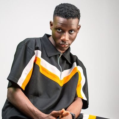 alaomoguls's profile picture. Product Designer - Crafting Designs That Click and Creating Experiences That Stick.😜- Shipping Premium designs | Preparing Towards the Next Adventure🏄‍♂️.