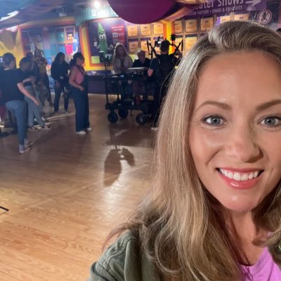 MaribelMiran14's profile picture. She believed she could, so she did. No excuses. Just goals. 🔥 Dream big. Work hard. Stay kind. 💖 🌙✨web3| SOL | Dev