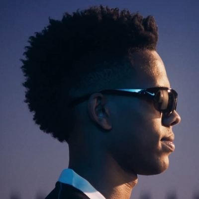 Bhruv_Kwhamhe's profile picture. Chelsea Fan. Anything football. Just fun and banter. Footy X