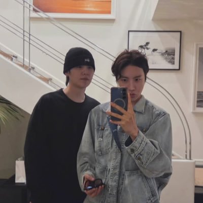 Always Support @BTS_twt 💜🌈 | #SNSD | Sunny ☀️ | #BTS | J-Hope 🐿 | #TXT | BGY SB 💙 | Shipper : #SOPE #HopeGa #KookV #NamJin & #MinV #MonHope SAINUAfam 151216