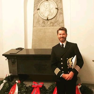 Captain and member of the Board of Directors in @Maersk. This is my only profile. Views are my own. #AlwaysOnBoard CategoryDetails
NameThomas Lindegaard Mads