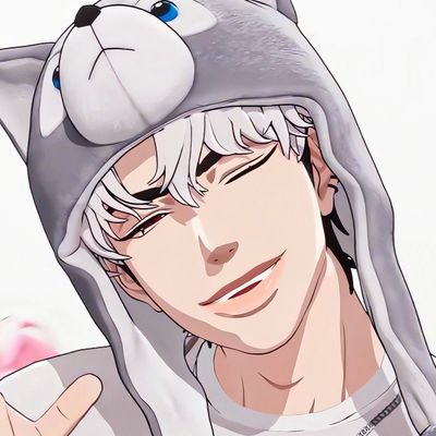 sseeaakkrr's profile picture. 💛🤖🐾