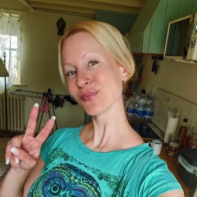 Hfrancoise12's profile picture.