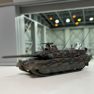 1/144スケール、1/700スケールを主にコレクションしております。特に現在は1/144陸上自衛隊熱が再燃中。