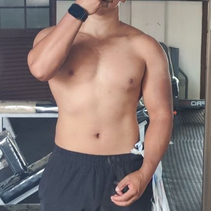 |🚭𝗡𝗢𝗧 𝗜𝗡𝗧𝗢 𝗙𝗨𝗡🚭| Just for rants and gym progress pix☺️😊.
Apologies if I do not reply to your DMs and comments ☺️