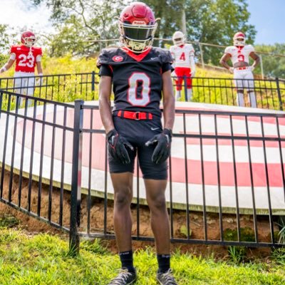 Arkeis7's profile picture. Co2026 Wr/GPA 3.0 @Coachwatson_48 @thevillefb https://t.co/nFUa49vX34 Greenville high school 864-7472349