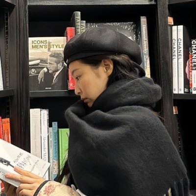 ristethoscope's profile picture. ‘29 | RMT after my name soon | ad astra per aspera ✩