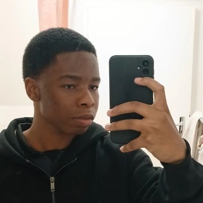 kimcudi_'s profile picture. tout sur la mentalité  🧠
UX / UI designer 🔃