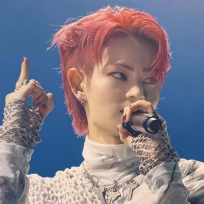 OliviaooiO40652's profile picture. 