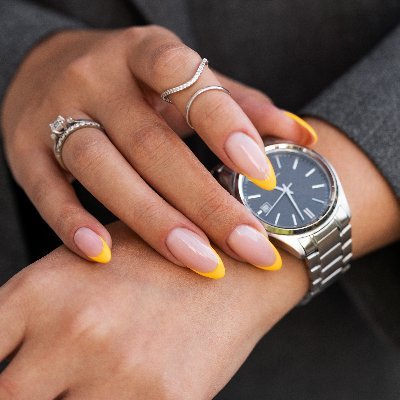 Your go-to source for style, lifestyle & trending inspiration. 🚀 Elevating everyday looks. | trendo.mns #Trendomns #TrendSpotting #ViralTrends #DigitalTrends