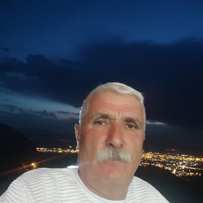 vahdettin36827's profile picture. Merhamet ulun yeter 
Bırbırınızı sevın