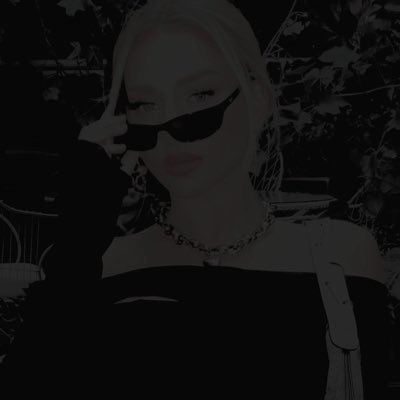 sytherson's profile picture. ⠀ ⠀ ⠀ ⠀ ⠀the look of love ৎ୭ the rush of blood.