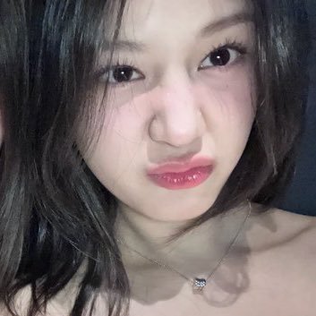 syaiIormoon's profile picture. don't act like you know me.