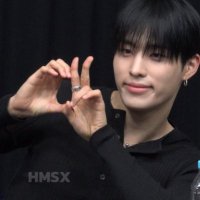 이이 (@yihannn1_) 's Twitter Profile