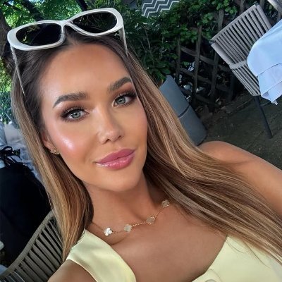 Ella_Thomas7's profile picture. A unique woman, even if you don't know me. I come to X mainly to read the news and reports about things I like