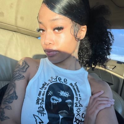 DeemanniO1's profile picture. WELCOME TO MY PAGE : LINK SESSION AVAILABLE 📍ASK FOR MY MENU SERIOUS ENQUIRIES ONLY 😌🤩