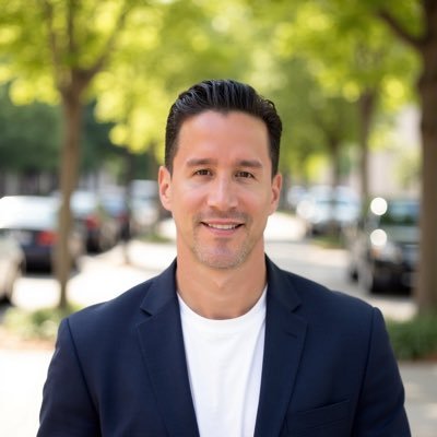 Entrepreneur ❤️ turned SVP Commercial Banker l Author: The 4A Formula | GO4CEO Podcast Host