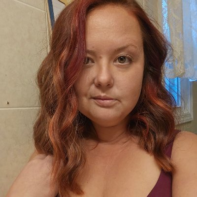 Hot wife looking for fun 😉