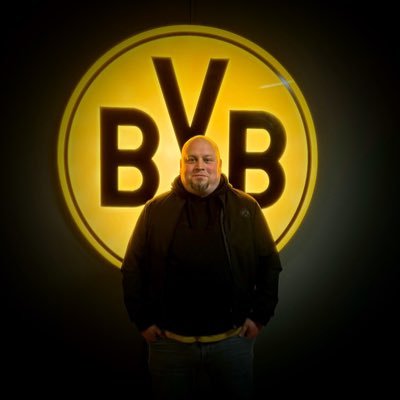 🖤🟡Was auch immer geschieht, wir stehn Dir bei, bis in den Tod und sing’ für dich, für dich Borussia…Borussia BVB!⚫️💛