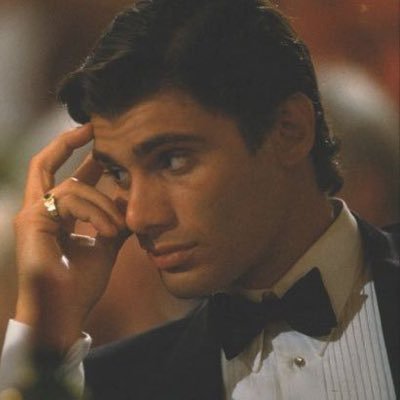 maximonth's profile picture. juju