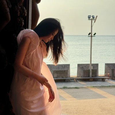 candice_65c's profile picture. I’m just a quiet girl in a noisy world, finding calm where no one else looks today.