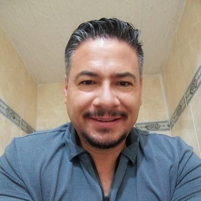 JaviFran_33's profile picture. UBER 
Consultoría 
Ingeniero Civil