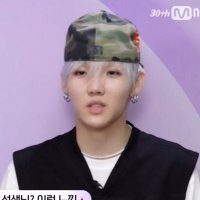 xuesuren (@xueyongxii) 's Twitter Profile Photo xuesuren (@xueyongxii) 's Twitter Profile Photo
